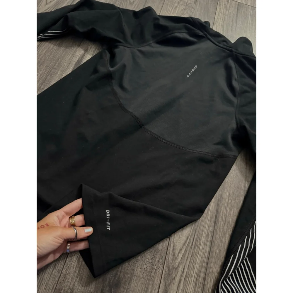 Nike Brand New Flash Element Black and White Dri Fit Size Small QuarterZip $75 - Picture 12 of 13
